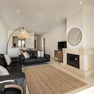  Apartamento Luxurious First Floor Sleeps 4